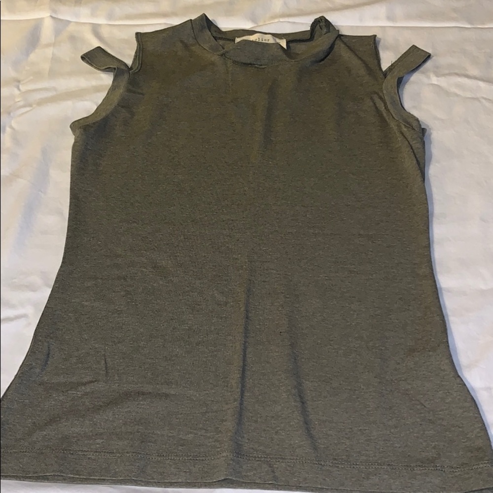 Female shirtless shirt